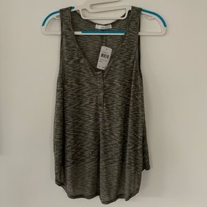 Lush Tank Top, size Large.